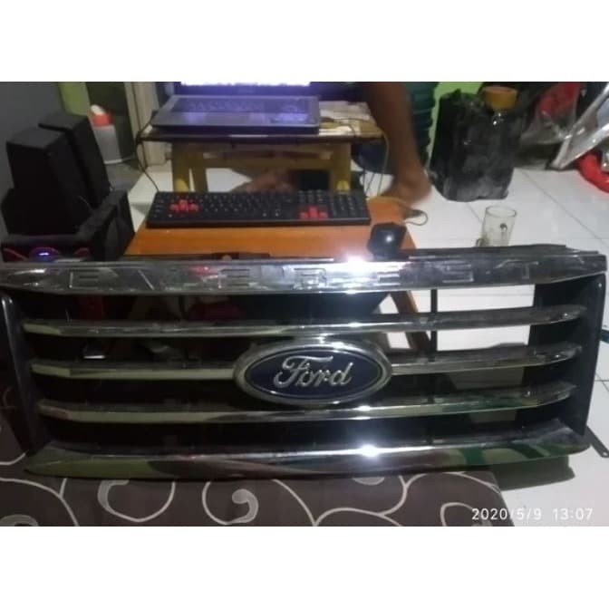 Jual grill Ford everest grille radiator ford everest grille everest ...