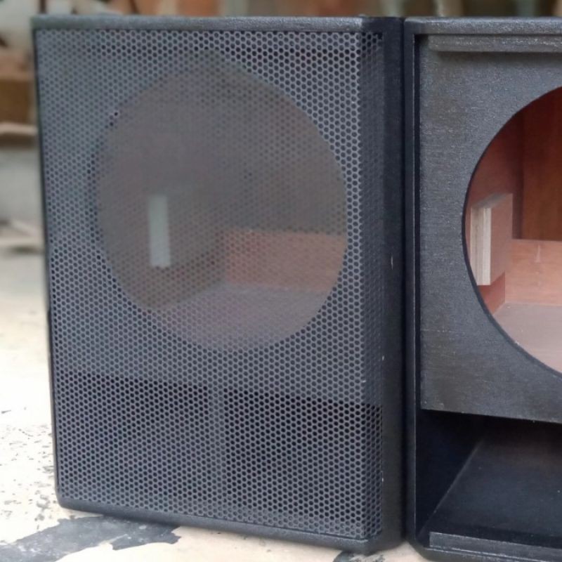 Jual box speaker miniscoop 18 inchi meranti/box speaker 18 inchi ...