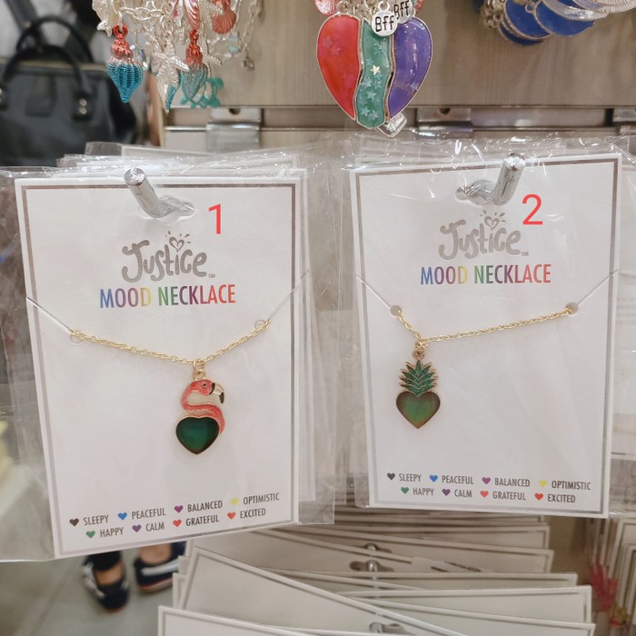 Justice deals mood necklace