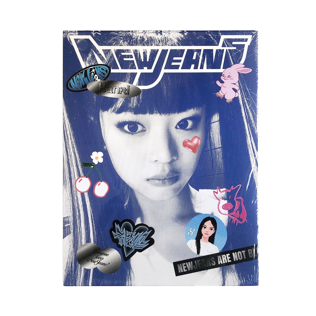 Jual NewJeans - 1st EP 'New Jeans' (BLUEBOOK Ver.) | Shopee Indonesia