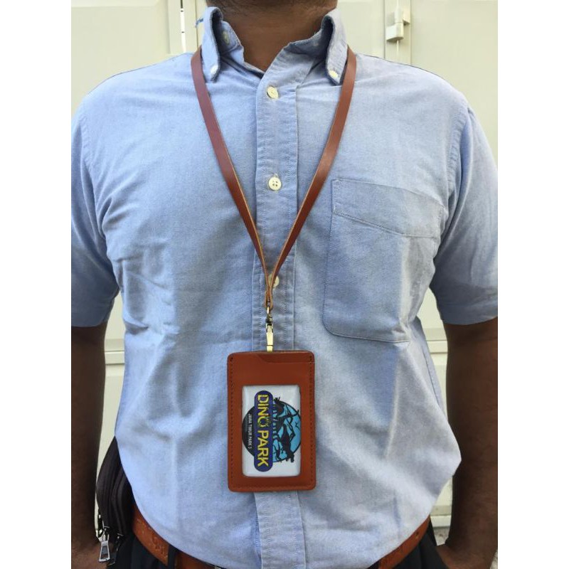Jual Name Tag Kalung/ID Card Full Kulit Sapi Asli | Shopee Indonesia