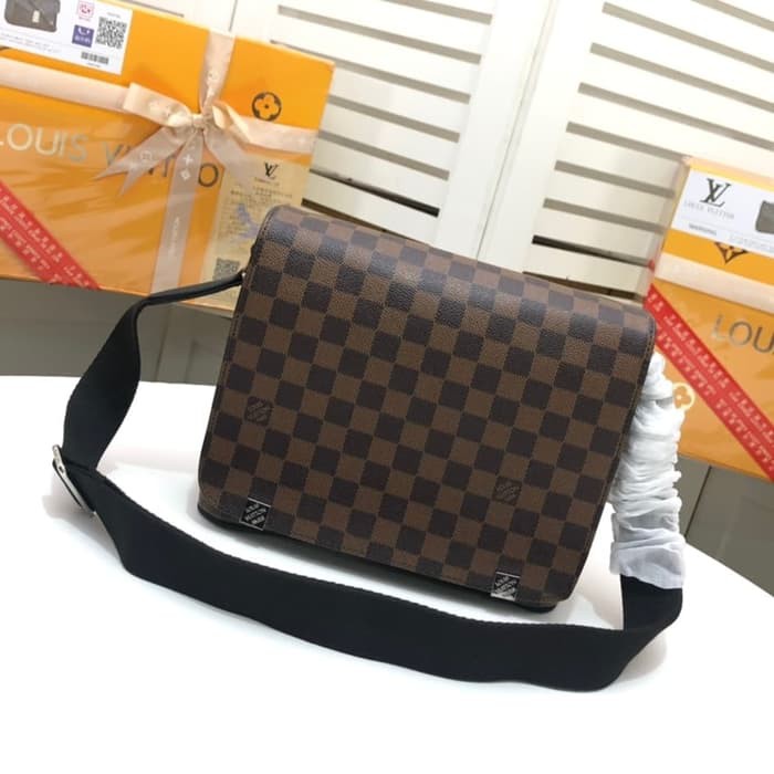 shanewillen - TAS RANSEL PRIA LOUIS VUITTON MIRROR QUALITY