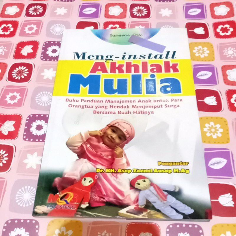 Jual Buku Meng-install Akhlak Mulia | Shopee Indonesia