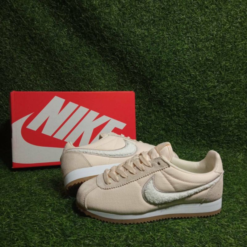 Jual Nike Cortez Guava Ice White Shopee Indonesia