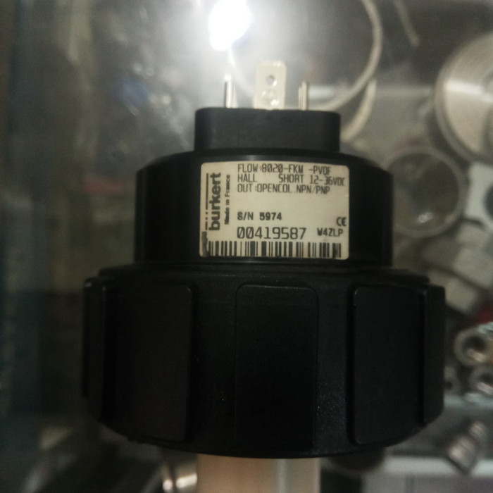 Jual Flow Sensor BURKERT Type 8020 FKM PVDF ( 24 VDC ) Shopee