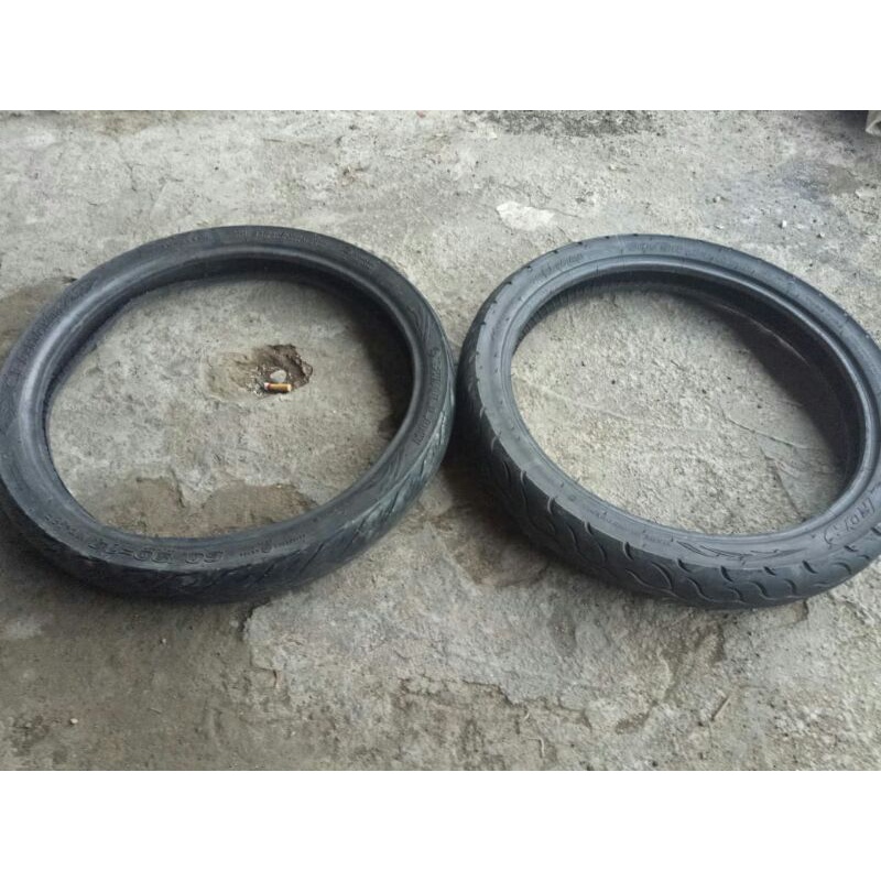 Jual ban metik r14 bekas sepasang. Baca deskripsi | Shopee Indonesia