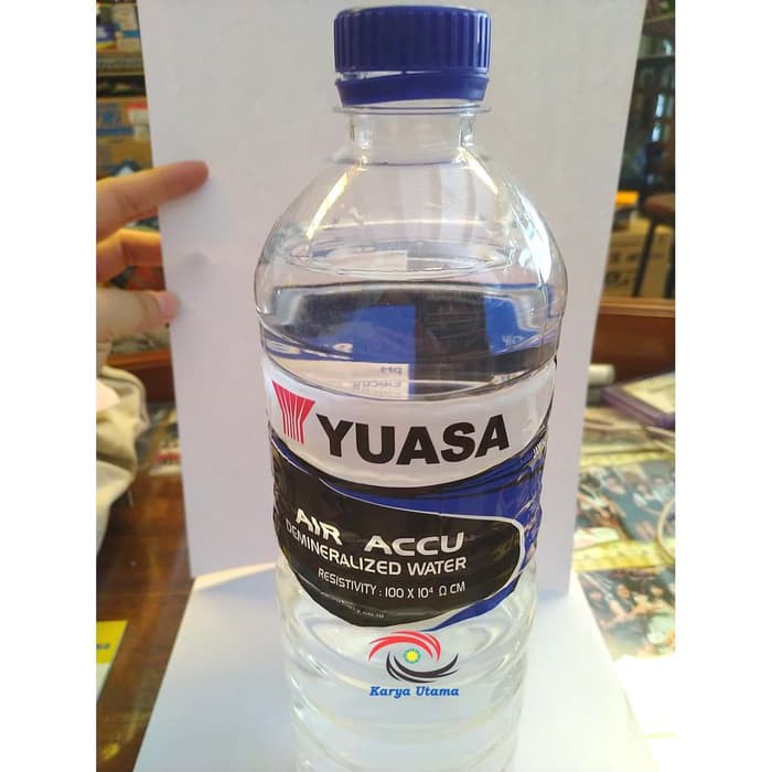 Jual Air Accu Yuasa 1l 1000 Ml Aki Mobil Motor Biru Shopee Indonesia 5193