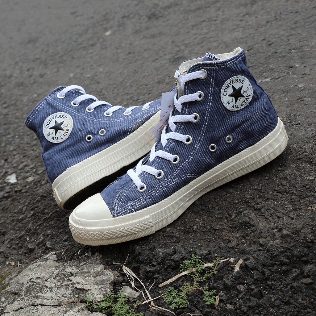 Harga shop converse jeans