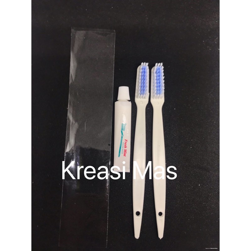 Jual Dental Kit 2 Sikat 1 Odol 10 gram Set (Bulu Halus) | Shopee Indonesia