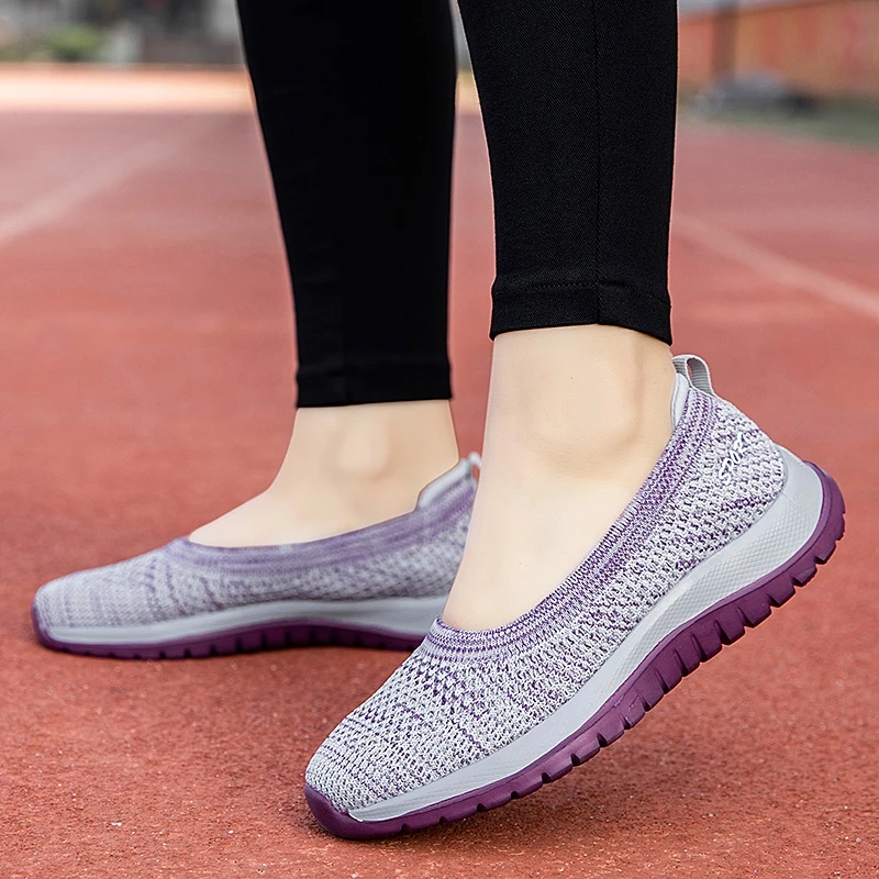 Foku Sepatu Wanita Slip On Nyaman 5 Warna