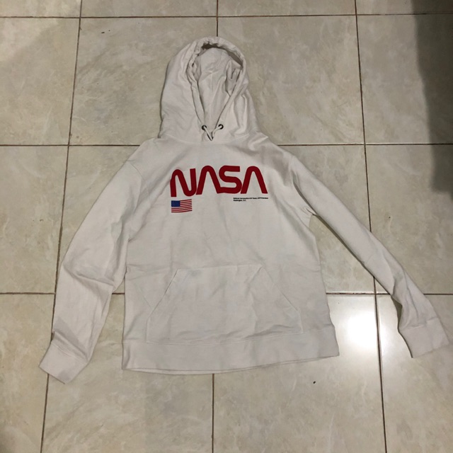 Zara nasa online hoodie