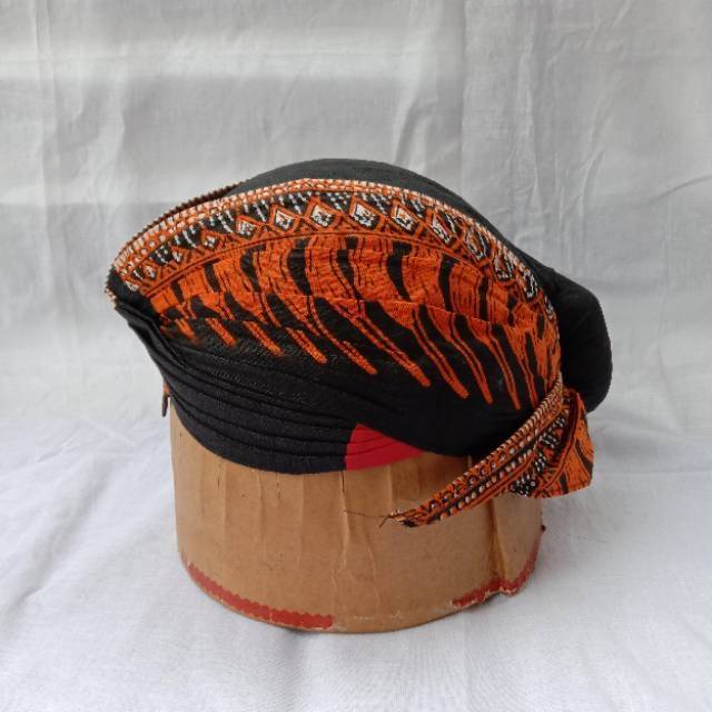 Jual BLANGKON LIPAT JOGJA JEBEH MOTIF MODANG | Shopee Indonesia