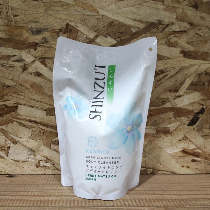 Jual SHINZU'I SKIN LIGHTENING BODY CLEANSER REFILL 400ML | Shopee Indonesia