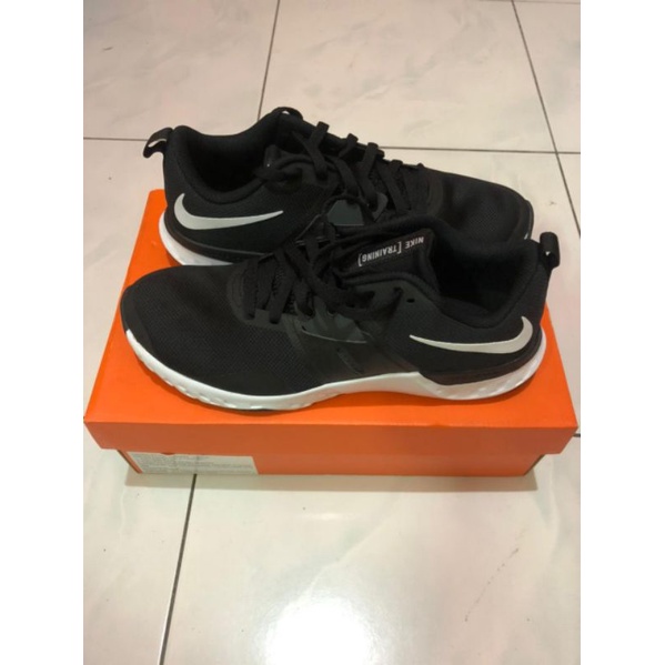 sepatu nike training original black with box new