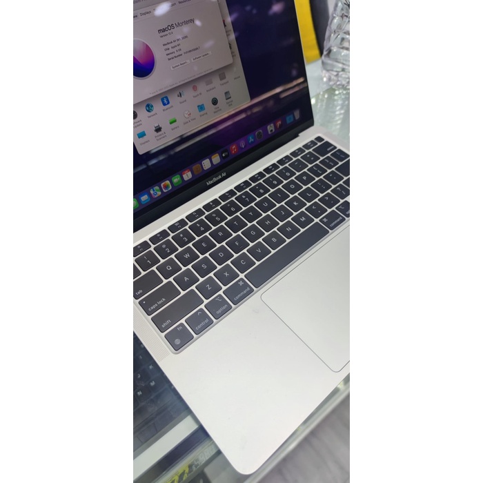 Jual Macbook air M1 ram 8GB ssd 256GB BEKAS garansi 3 tahun sampai 2025