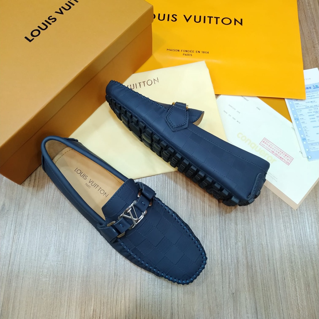 Sepatu pria LV Louis Vuitton Men's Casual Business Leather Shoes - Fashion  Pria - 907014789