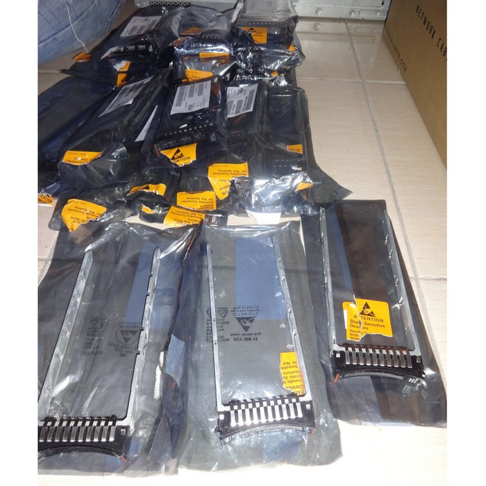 Jual Bracket storage HDD server rack rackmount Caddy 2.5INCH | Shopee ...