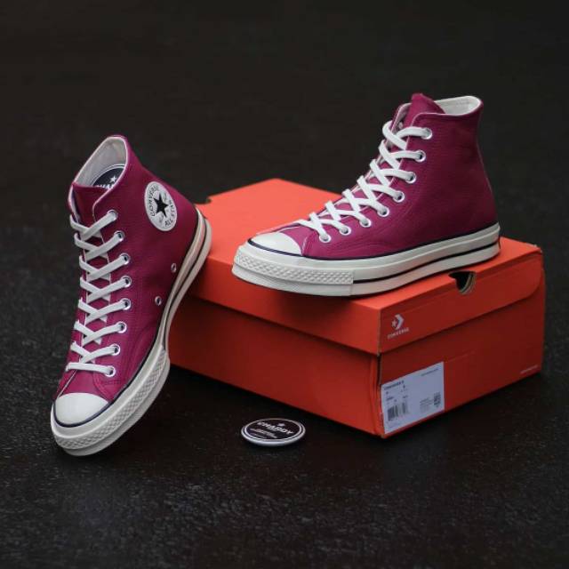 Converse leather maroon sale