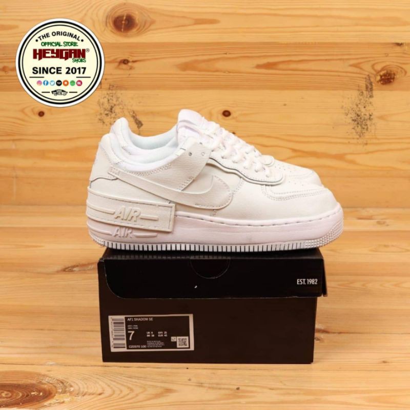 air force 1 shadow triple white