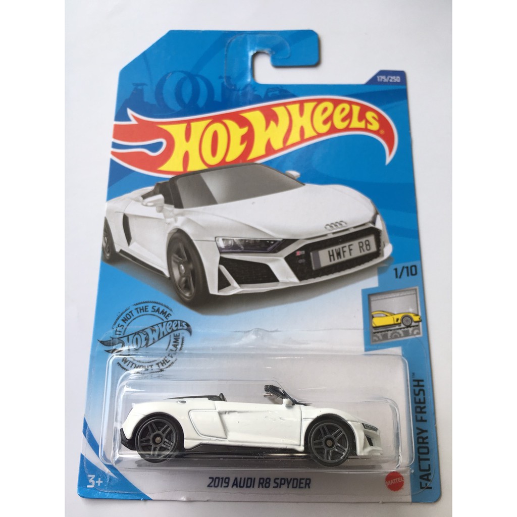 Hot wheels store audi a8