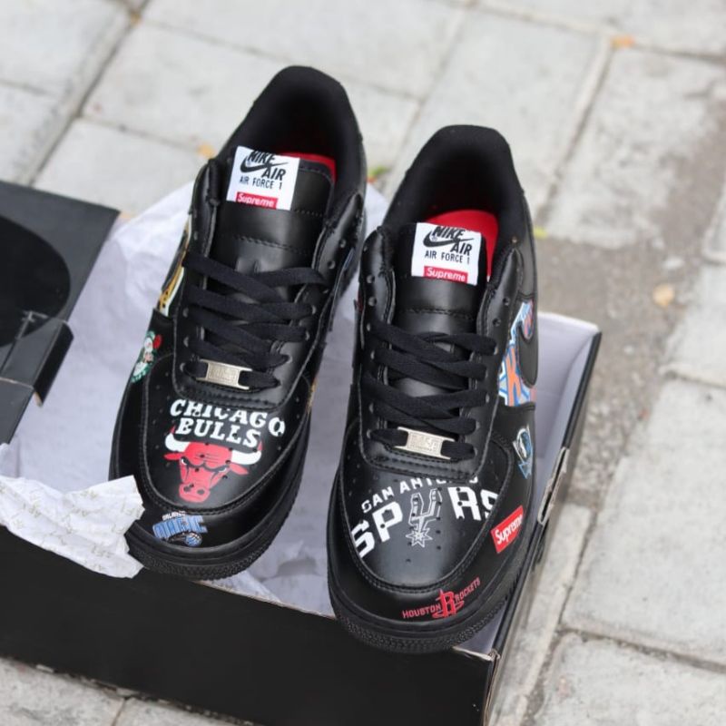 Supreme chicago bulls shoes online