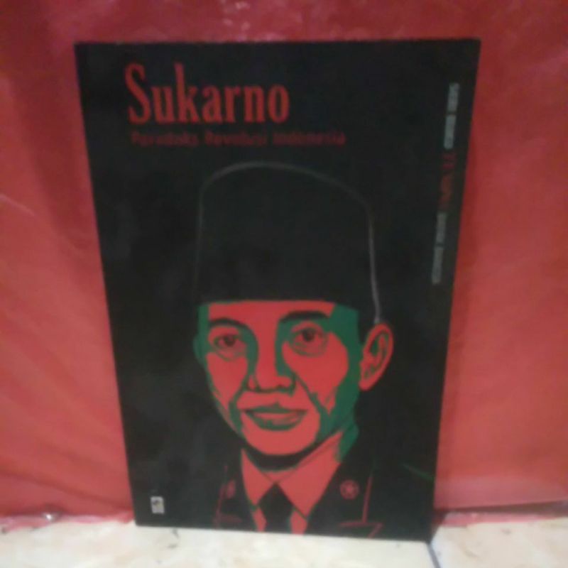 Jual SUKARNO Paradoks Revolusi INDONESIA SERI BUKU TEMPO : BAPAK BANGSA ...