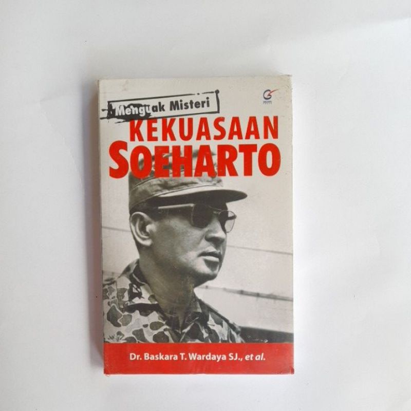 Jual Buku Bekas - Menguak Misteri Kekuasaan Soeharto Dr Baskara T ...