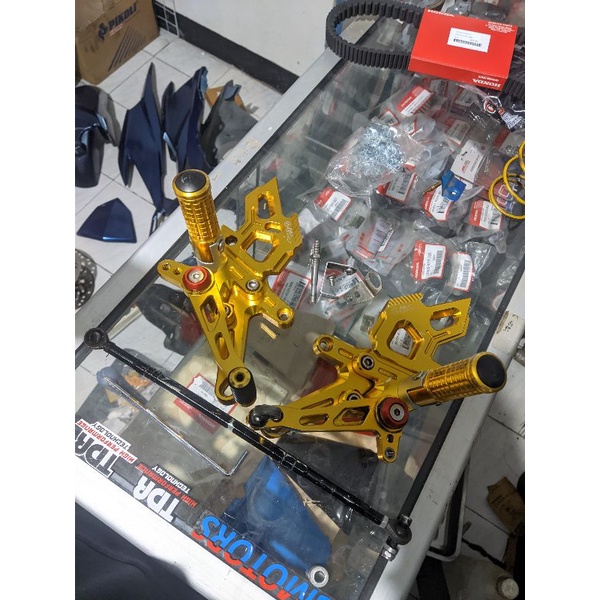 Jual footstep underbone nui adjustable pnp rangka cbr 150 nsr 150 ...