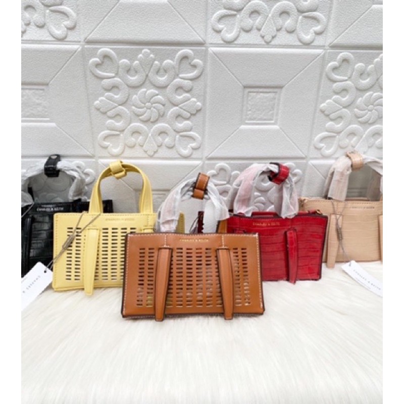 Jual LASER CUT / CROC EFFECT DOUBLE TOP HANDLE BAG | Shopee Indonesia