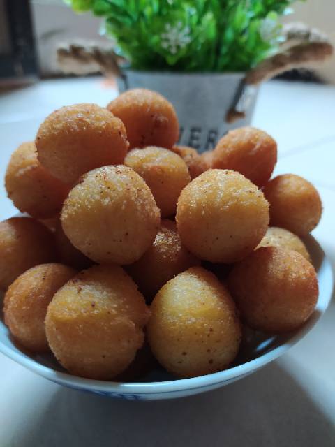 Jual Pom Pom Potato Bola Bola Kentang Keju Gurih Pommes Noissete ala ...