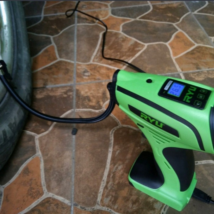 Jual Mesin Pompa Angin Ban Mini Digital RCC 12 Air Kompresor RYU RCC12 ...