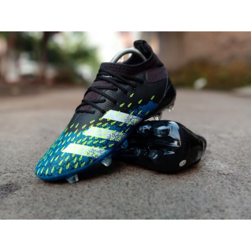Jual SEPATU SEPAK BOLA ADIDAS PREDATOR BOOTS TERBARU BARANG