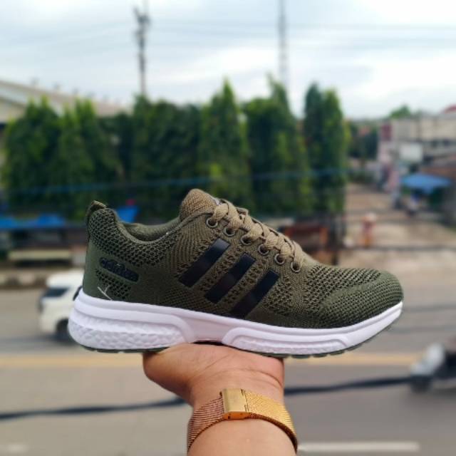 Harga sepatu adidas clearance army