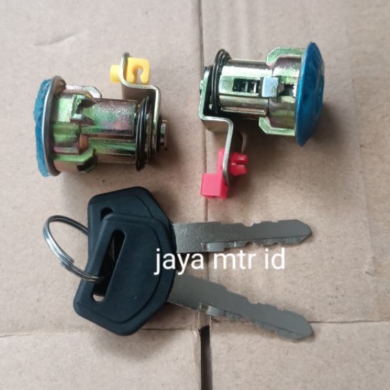 Jual Kunci Pintu Set Kiri Kanan Door Key Set Toyota Kijang Kapsul K