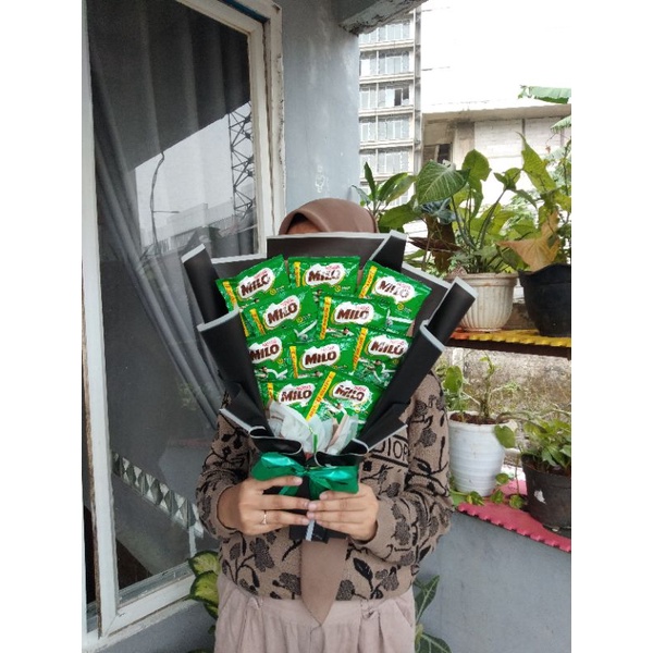Jual Bucket Milo / Buket Snack/ Bucket susu | Shopee Indonesia