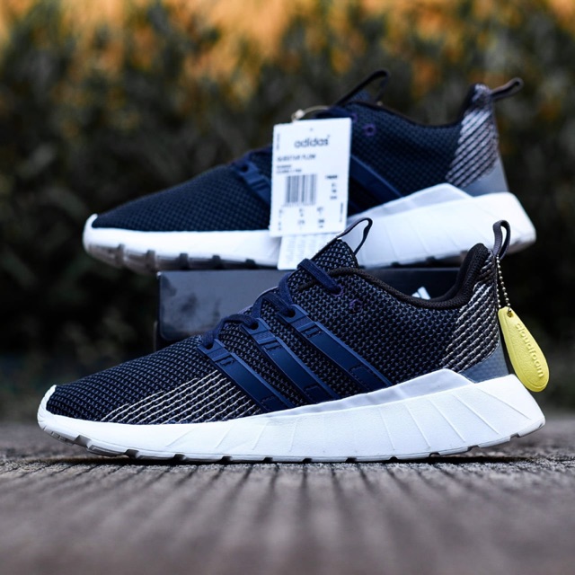 Adidas questar flow navy store