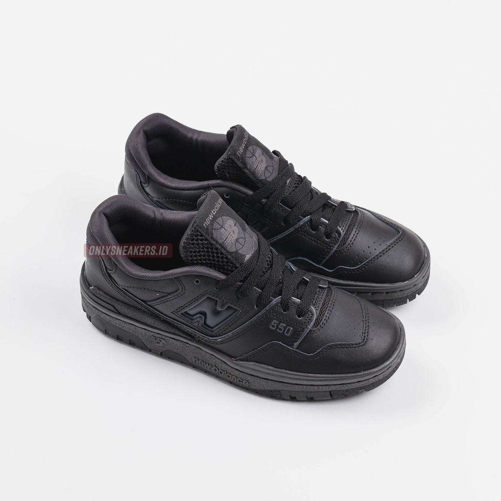 Jual NEW BALANCE 550 TRIPLE BLACK GS Shopee Indonesia