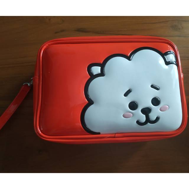 Bt21 enamel outlet pouch