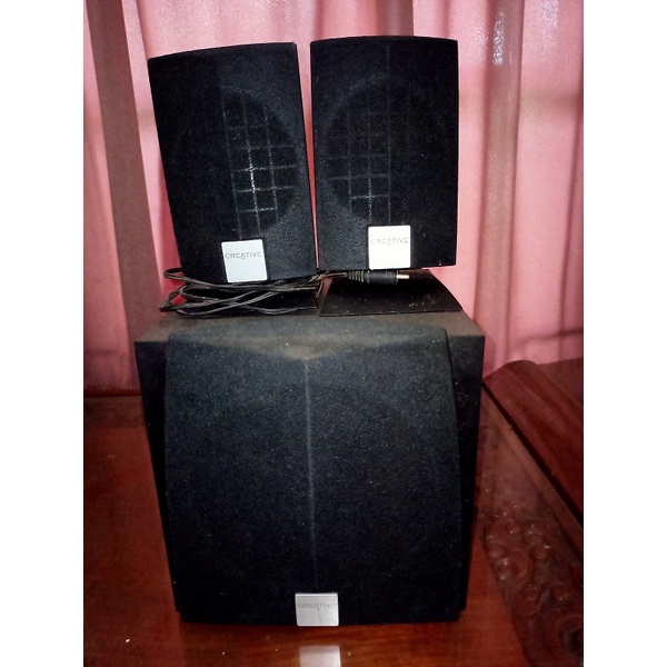 Creative 2500 2024 2.1 speakers