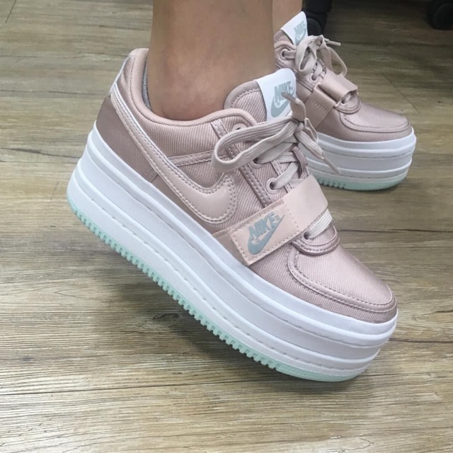 Jual Sepatu Wanita Nike Vandal 2K Particle Beige White PRM Shopee Indonesia