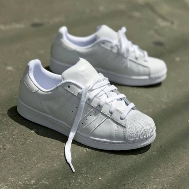 Sepatu Adidas Superstar White 100% Original Made in indonesia Sneakers  Wanita