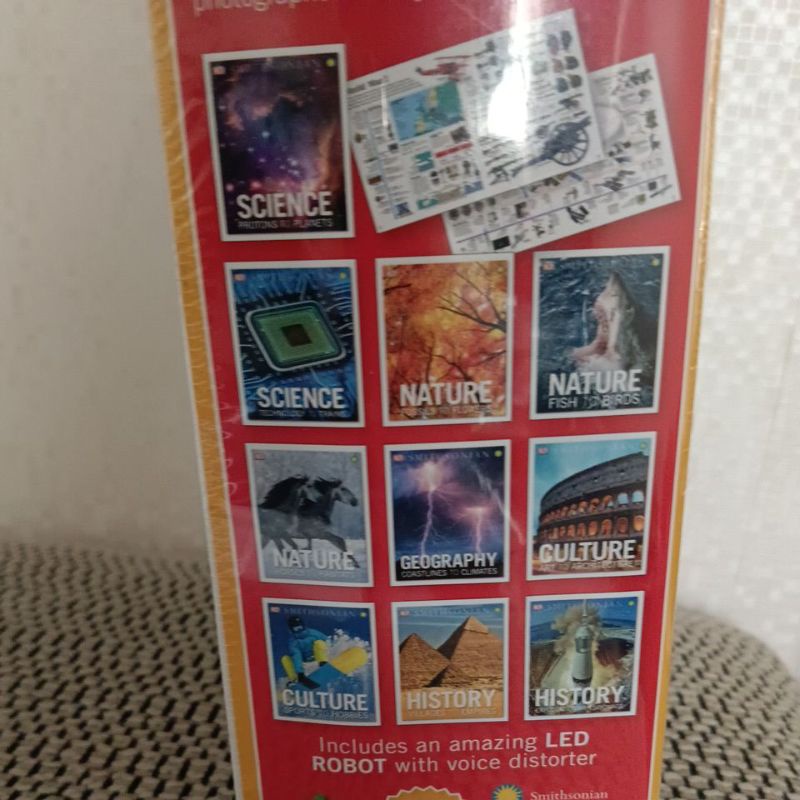 Jual DK The Picturepedia Boxset (10 books and LED Robot) | Shopee Indonesia
