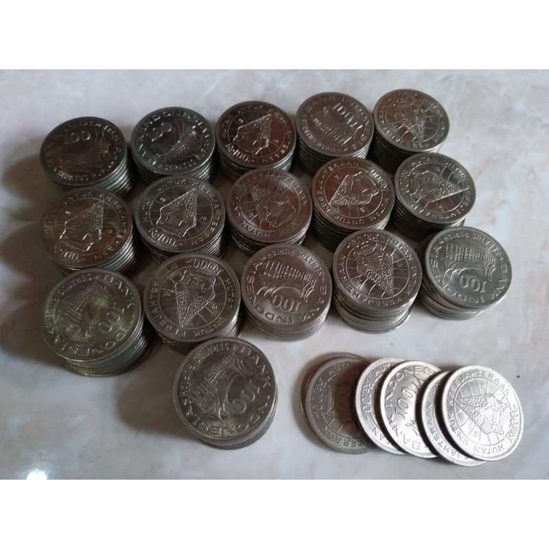 Jual koin logam 100 rupiah.LOGAM 100 RUPIAH untuk mahar layak koleksi ...