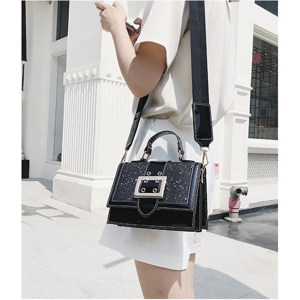 Jual TAS MESSENGER ENVELOPE HANDBAG HITAM MENGKILAT IMPOR OOTD WANITA ...