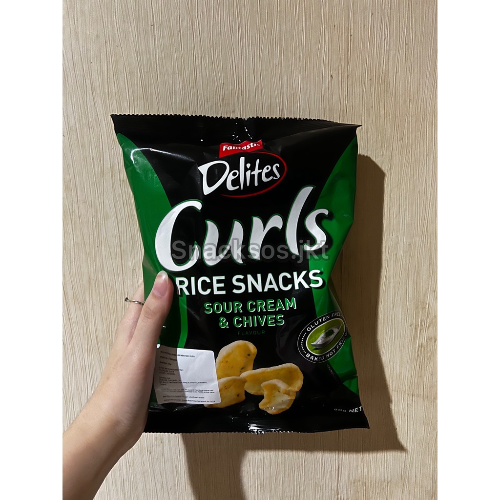 Jual FANTASTIC DELITES CURLS RICE SNACKS CHIPS CHEESE / SOUR CREAM CHIVES / BARBECUE / SWEET
