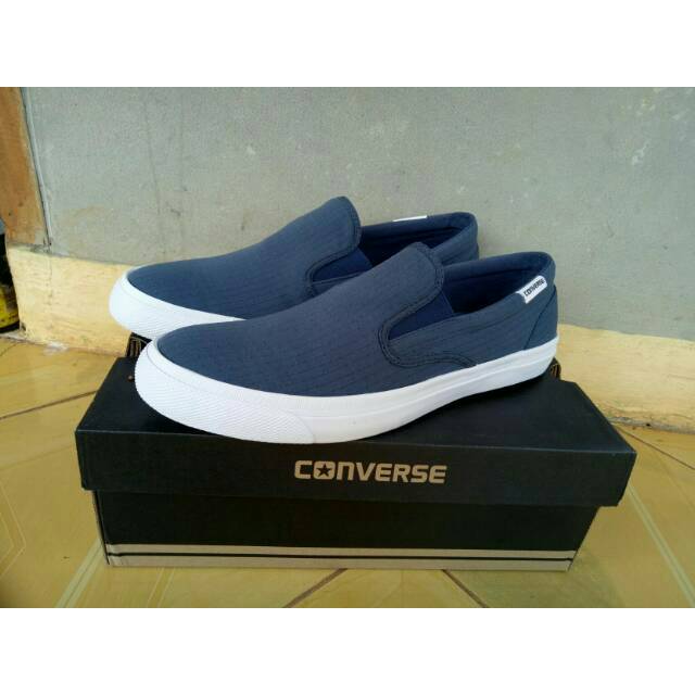 Harga converse shop slip on