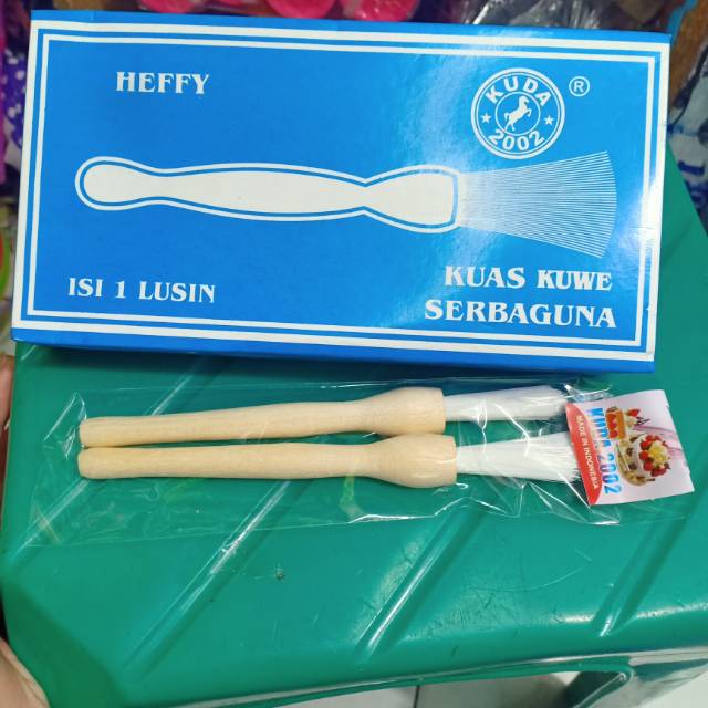 Jual 1 biji Kuas nylon kayu / kuas kue plastik / kuas kue nastar bulu ...