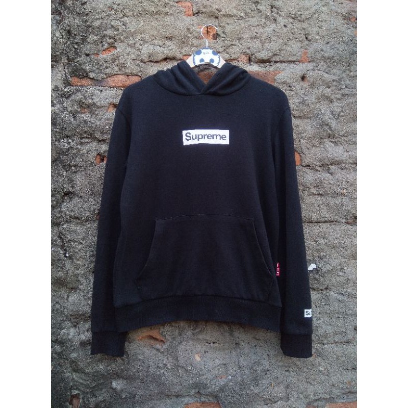 Supreme sweater made in korea outlet vetement