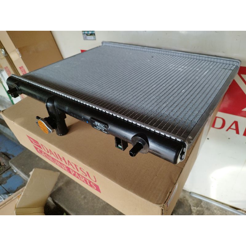 Jual Radiator Toyota Avanza 1500cc manual 2004-2014 ORIGINAL | Shopee ...