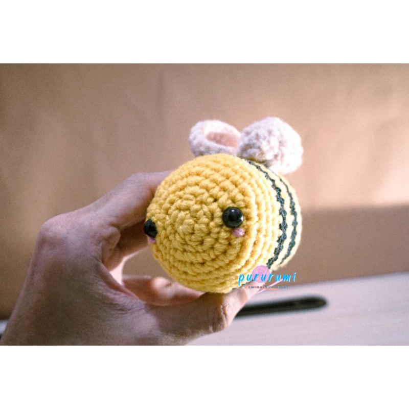 Jual Amigurumi Bee / Lebah (boneka rajut) | Shopee Indonesia